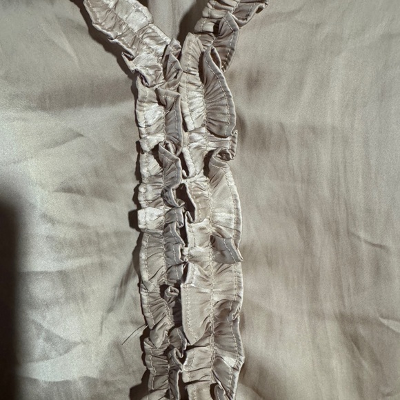 Generation Love Latte Long Sleeve Ruffle Top V-Neck Sz XL - Picture 3 of 6